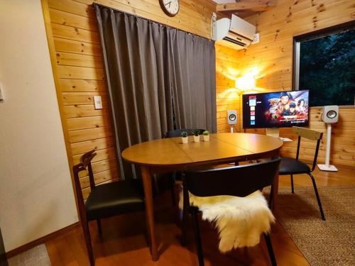 AJ Villa - Atami Cozy Little Log House in Ajiro