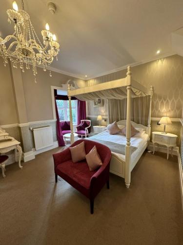 Langtry Manor Hotel - image 9