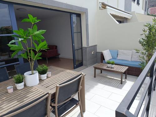 Villa-CostaAdeje-3BR-Balcony-WiFi-Parking