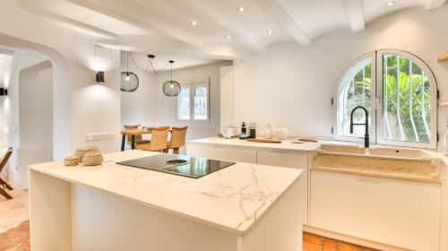 Kitchen, Bellavista PS 10P by CARLOSFERIEN in Altomira