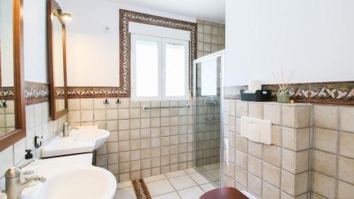 Deluxe Villa image 7