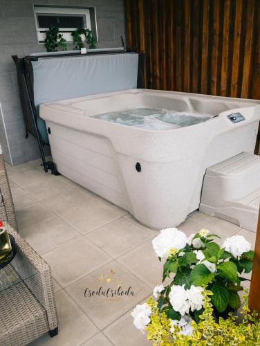 CsodaCsiboda in Gosztola