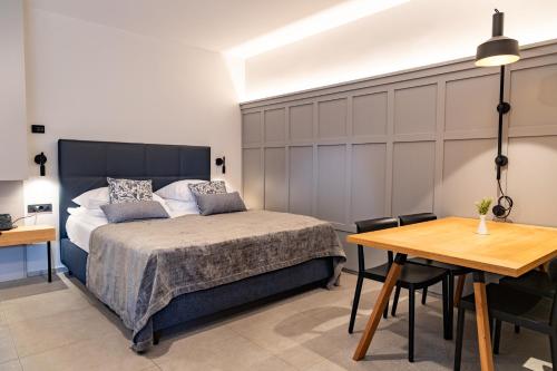 Seaside Deluxe Double Room with Balcony