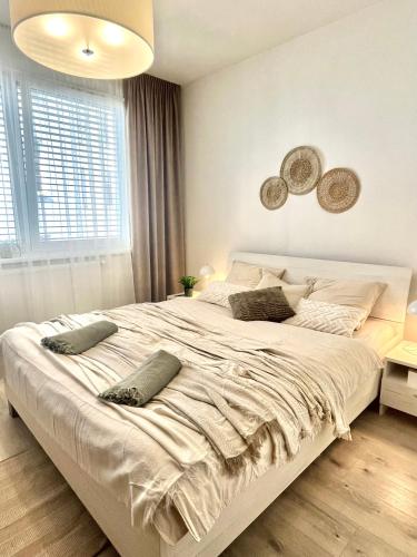 The Elite Suite III downtown AC & garage parking, Bratislava (Foto 9)