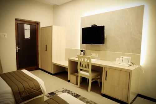 Superior Double Room image 10