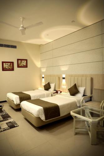 Superior Double Room image 9