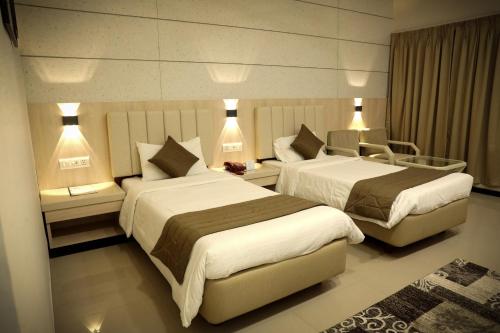 Superior Double Room image 5