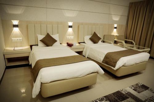 Superior Double Room image 8