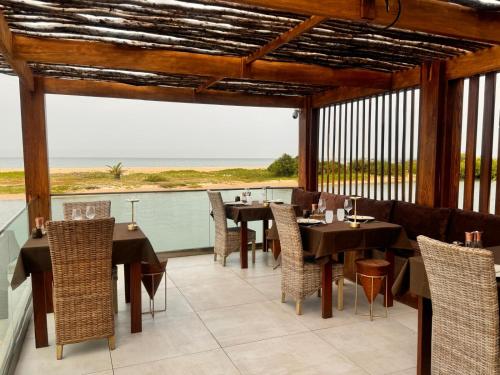 Restorāns, La Parenthèse-Boutique Hôtel (La Parenthese-Boutique Hotel) in Mbodiene