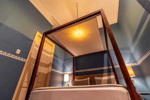 Double Room image 8