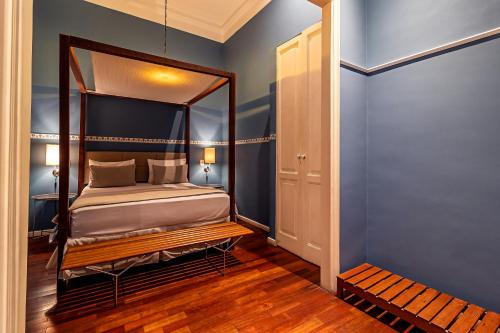 Double Room image 5