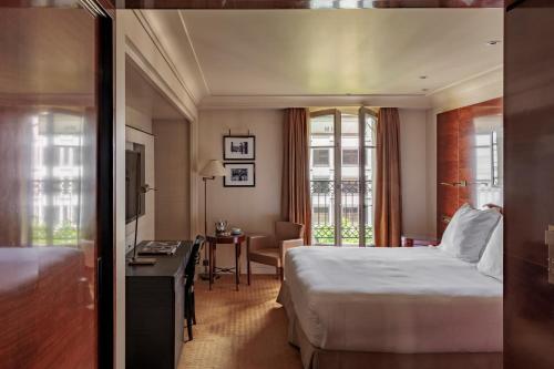 Hotel Montaigne - image 2