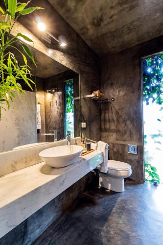 Superior Double Room image 10