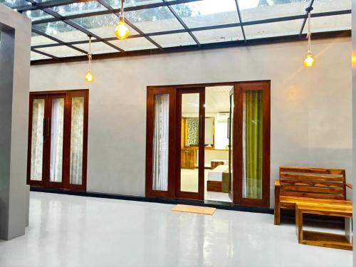 New Sandra Guesthouse