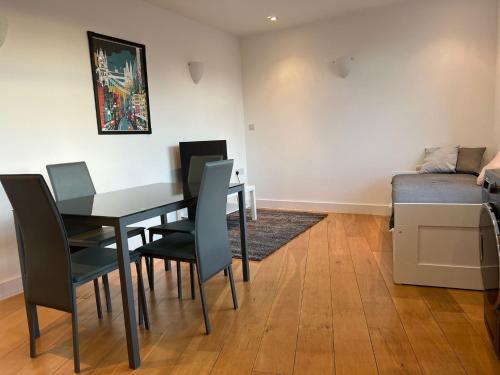 Nice 2bed Flat 10min to Oxford Circus 5