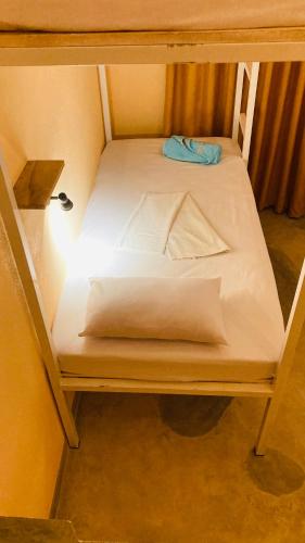 Bed in 4-Bed Mixed Dormitory Room image 6