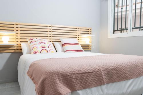 Alohamundi Alfarería II, Seville