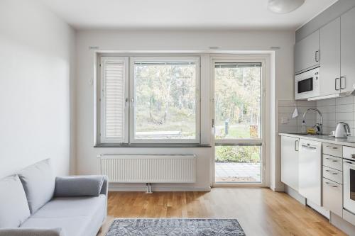 Cozy Haven Minutes From Central, Stockholm (photo 4)