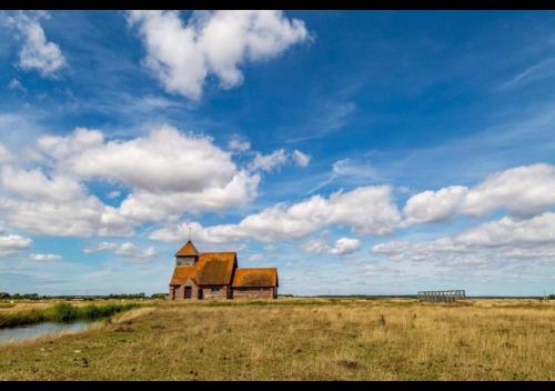Tuvākā izklaides vieta, Tore Petty - spa bath and sauna - Romney Marsh, Kent in Snargate