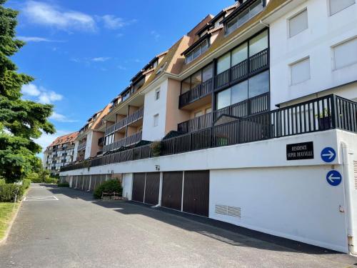 Super Deauville appartement 2 pièces cosy proche plage plein sud Super Deauville appartement 2 pièces cosy proche plage plein sud