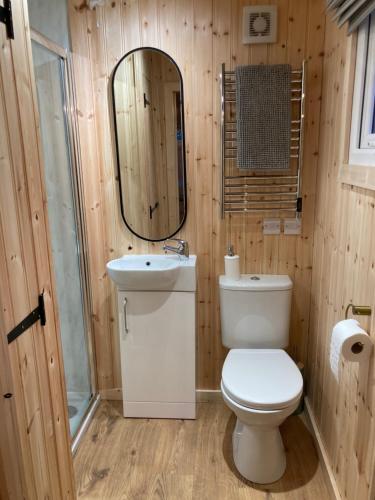 淋浴間, The Swift, Shepherds Hut in 班克福