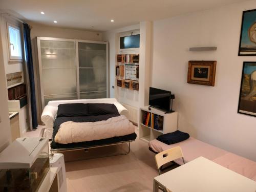 Euclide apartment, Rom