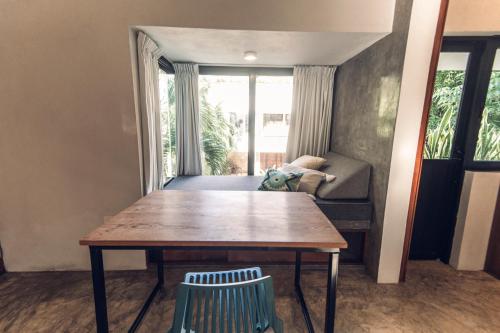 Apartment image 6