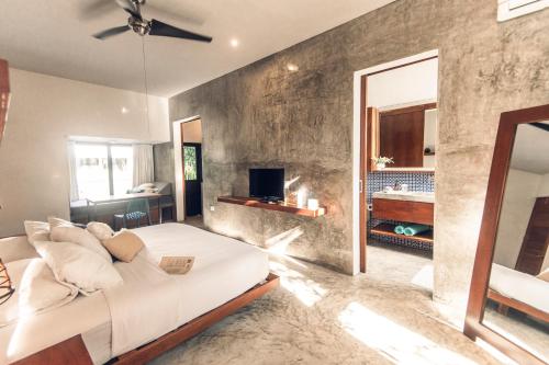 Apartment image 9