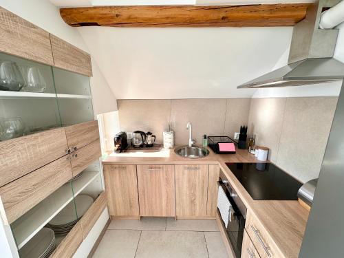 Klimatyczny apartament nr 8 z widokiem na góry Sowie