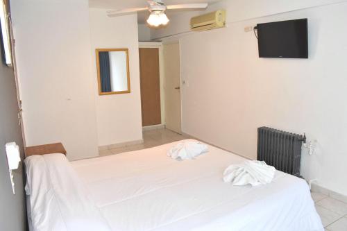 1 double bed