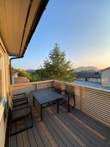 陽台/露台, Leilighet på Hardbakke (Leilighet pa Hardbakke) in 哈爾德百克