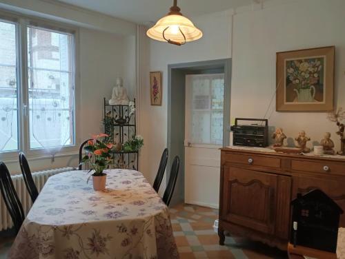 Gîte Chez Nathalie (Gite Chez Nathalie) in Екуш