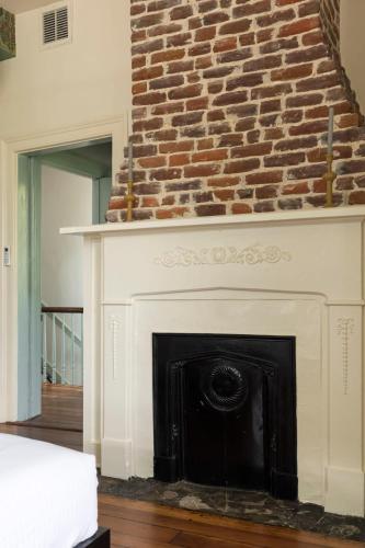 The Ashley Veranda King Suite with Breakfast in Charleston, USA