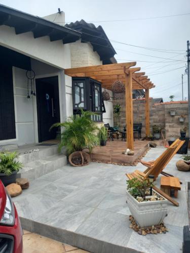 Casa da Nice Feijó com aptos kitnets mobiliados