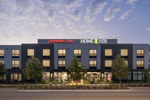 Hampton Inn by Hilton Austin East Side 5th Street - 숙소 외관