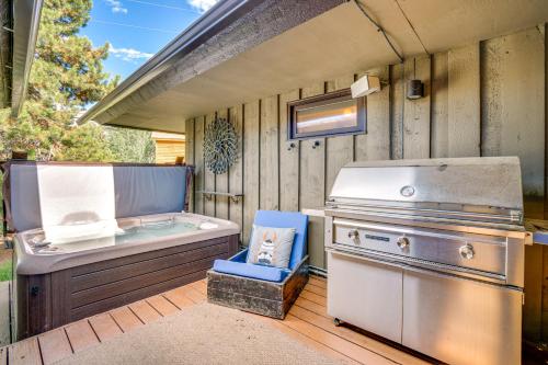 Mtn-View Frisco Home Near Skiing and Hiking! in Frisco, USA
