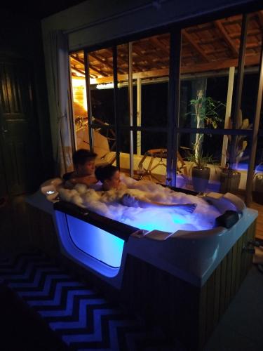 Sítio com SPA, lareira e piscina - Piranguinho, MG (Sitio com SPA, lareira e piscina - Piranguinho, MG) in 波蘇阿雷格