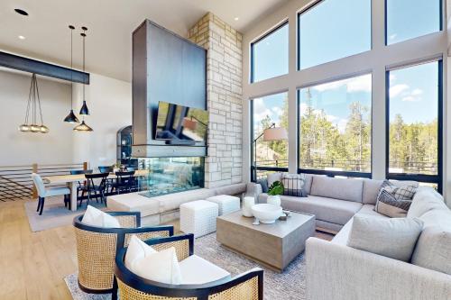 Modern Mountain Sanctuary in Breckenridge, USA