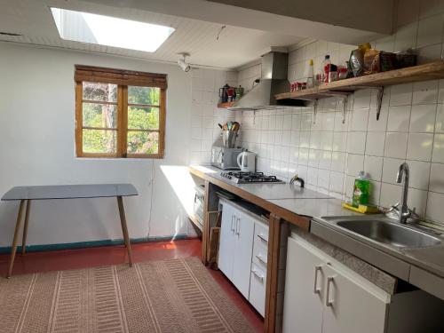 AMPLIO LOFT con PISCINA in คูริโค่