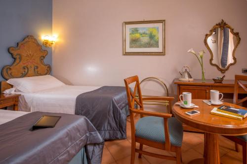 Hotel Mozart - image 13