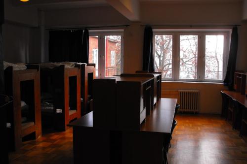 Season Hostel Hill