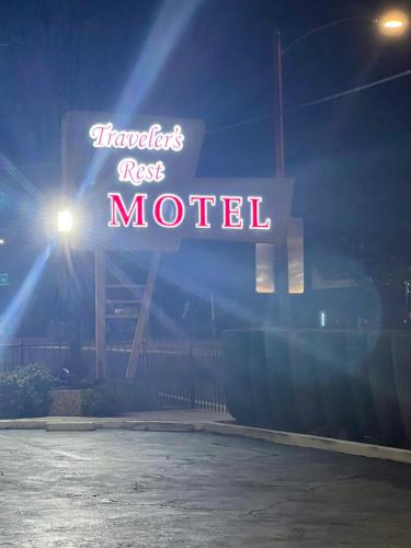 Traveler's Rest Motel