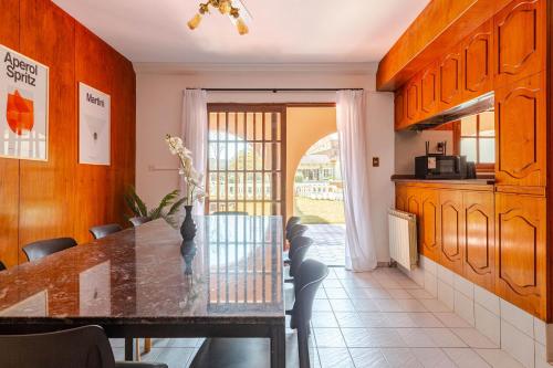 Fliphaus Wine Country - 9 Bd 22pax Pool Jacuzzi in Godoy Cruz