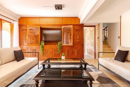 Fliphaus Wine Country - 9 Bd 22pax Pool Jacuzzi in Godoy Cruz