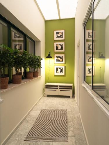  Three-Bedroom Apartment with Balcony  image 6