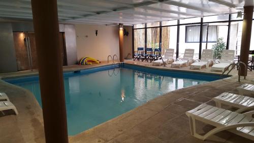 Howard Johnson by Wyndham San Pedro, San Pedro (fotografie 7)