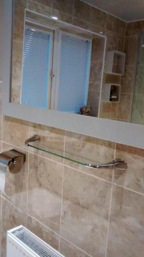 Bathroom, HP Bed and Breakfast in Congleton