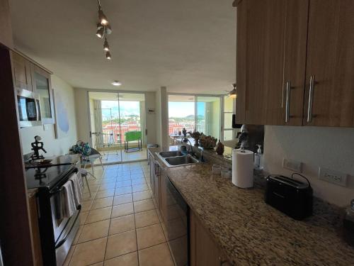 506 Ocean & Marina Views 3 Bedroom 2 Bathroom Lux, Fajardo (foto 10)