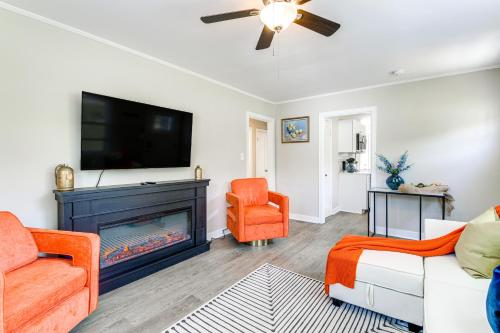 Pet-Friendly South Knoxville Home with Yard in Knoxville, USA