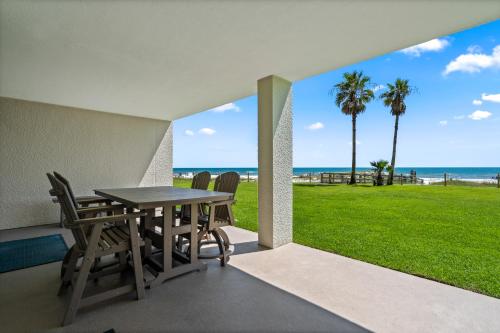 Summer House Unit 105B